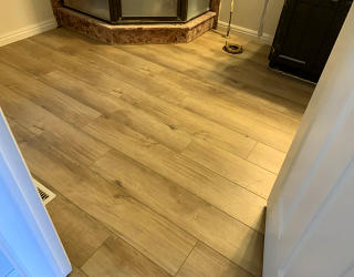 Hardwood Flooring, Vinyl Flooring, Refinishing, Flooring Contractor, floor cleaning, hardwwod floor repairs, flooing installation, Pre-Installed Flooring, Vinyl Boards, Hardwood, 