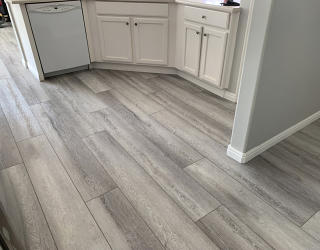 Hardwood Flooring, Vinyl Flooring, Refinishing, Flooring Contractor, floor cleaning, hardwwod floor repairs, flooing installation, Pre-Installed Flooring, Vinyl Boards, Hardwood, 